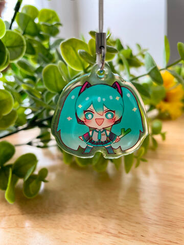 Singing Leek Holder Phone Charm
